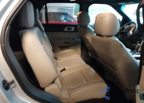 2011 Ford Explorer Limited z USA, uszkodzony, nr VIN 1FMHK8F88BGA06689